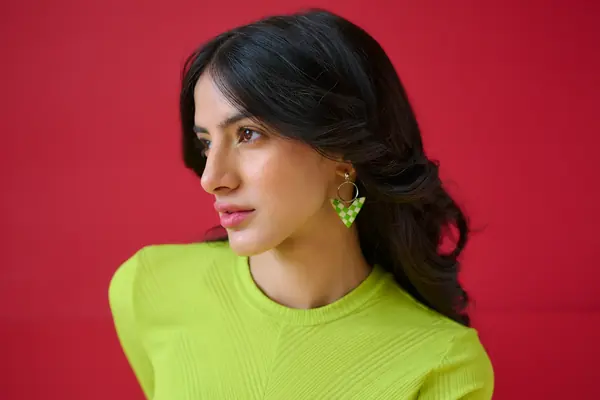 Portrait on red — Beauty & Portraits