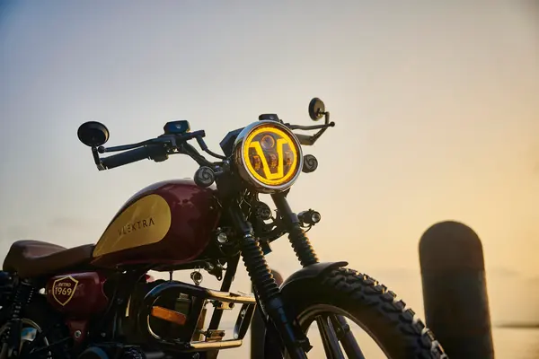 Motorbike at sunset — Ecommerce & Amazon