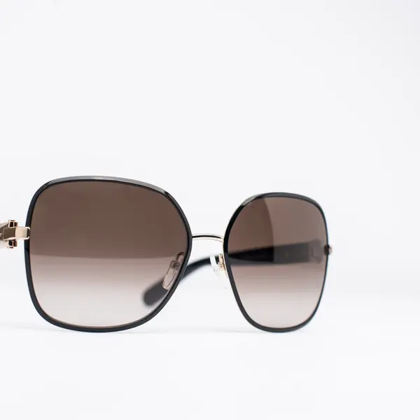 Sunglasses on white — Jewelry & Accessories